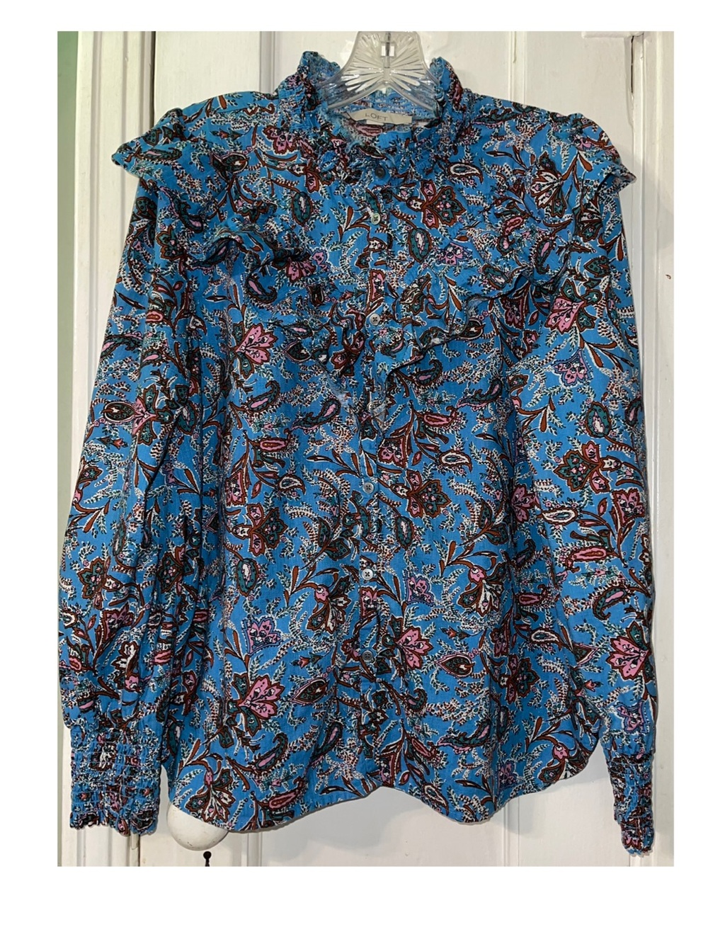 EUC LOFT Blue Paisley Ruffle-Neck Blouse